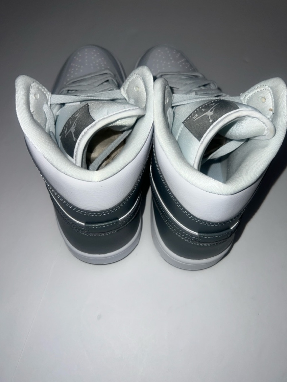 Jordan Air 1 High Top White & Gray Women’s size 10 - Picture 6 of 10